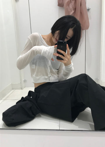 ESSENTIAL CROP CARDIGAN